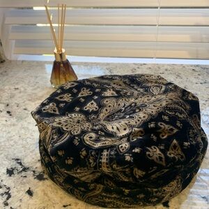 Elegant Black and Tan Velvet Paisley Hat